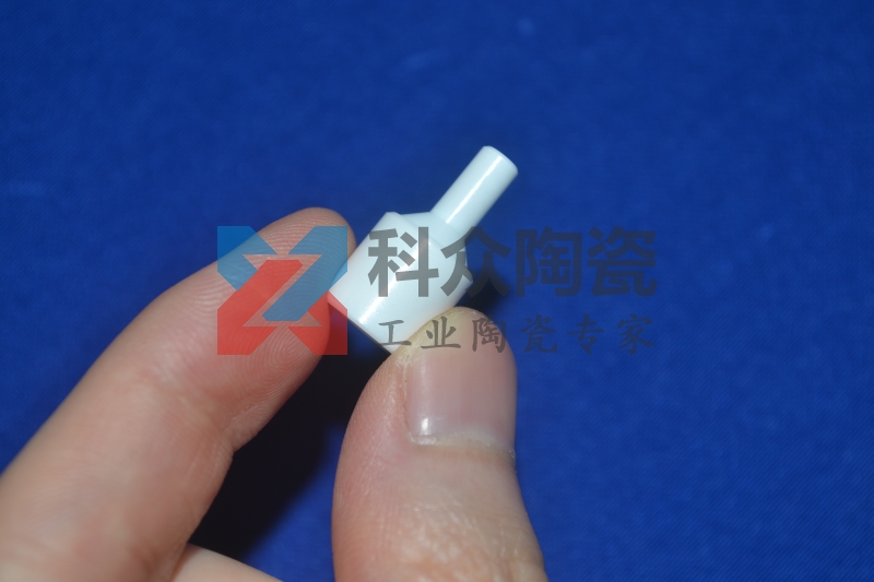氧化鋯陶瓷推桿的特點體現在什么方面？