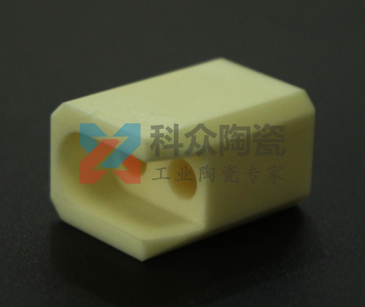 氧化鋁陶瓷有那三個顯著的優點？